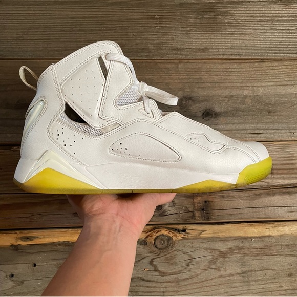 Men Nike Air Jordan True Flight Volt Ice Basketball Shoes Sneakers - Picture 4 of 8